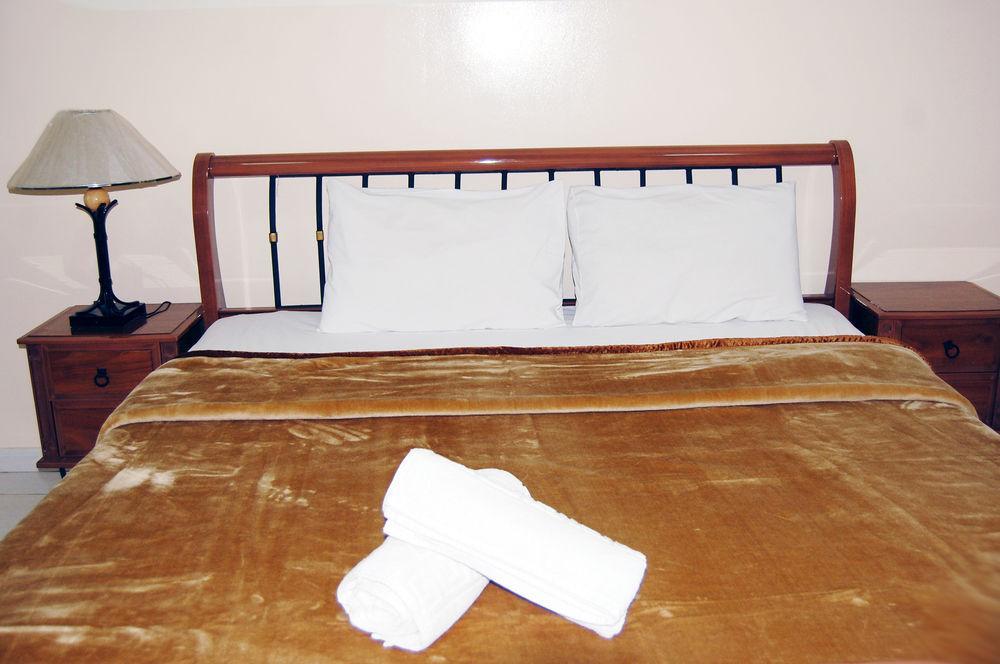 Al Ferdous Hotel Apartment Шарджа Экстерьер фото