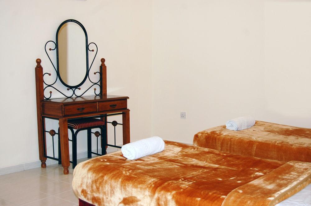 Al Ferdous Hotel Apartment Шарджа Экстерьер фото