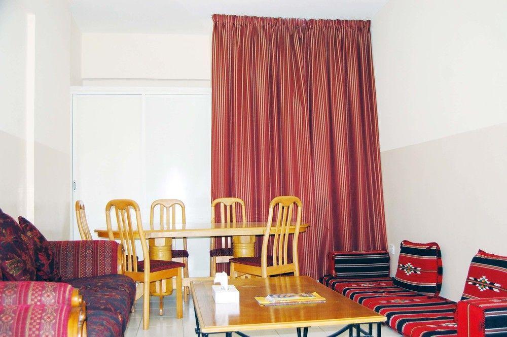 Al Ferdous Hotel Apartment Шарджа Экстерьер фото
